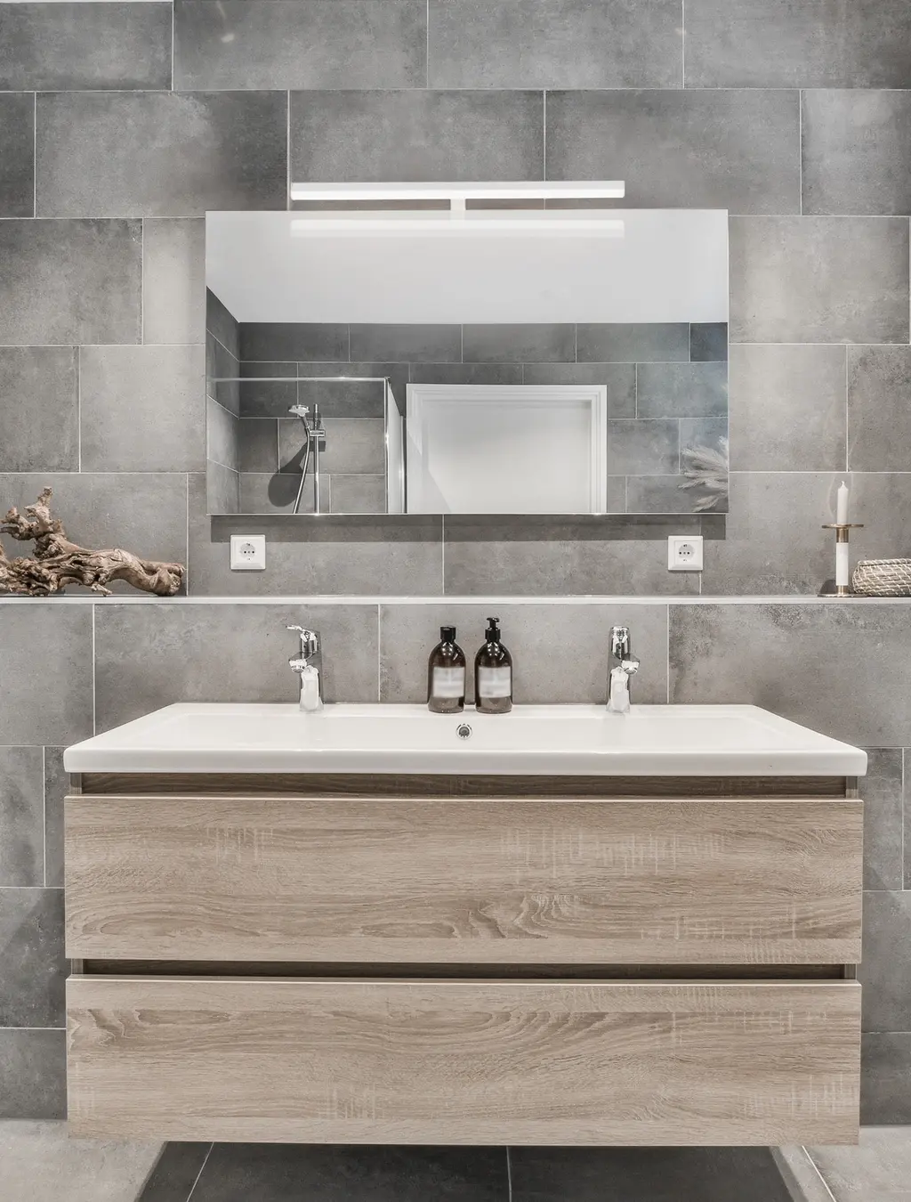 VANESE — Salle de bain Nova Luce
