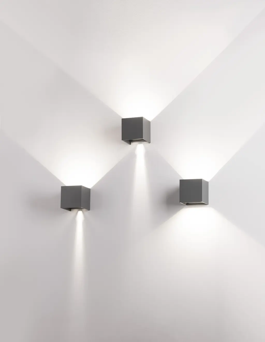 COMO — Appliques murales Nova Luce