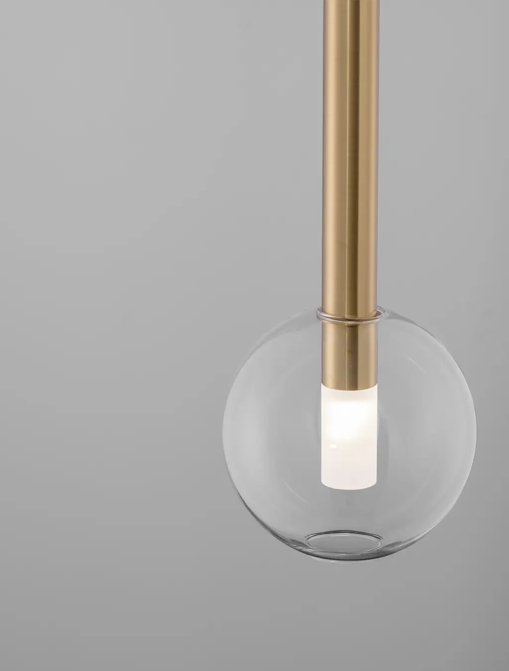 AMELIA — Suspensions Nova Luce