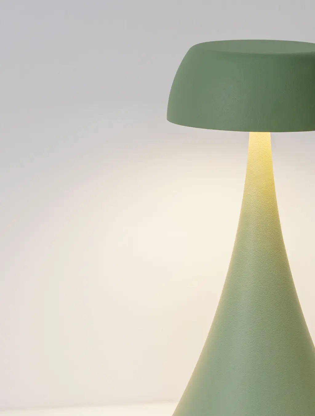 YCRO — Lampes rechargeables Nova Luce