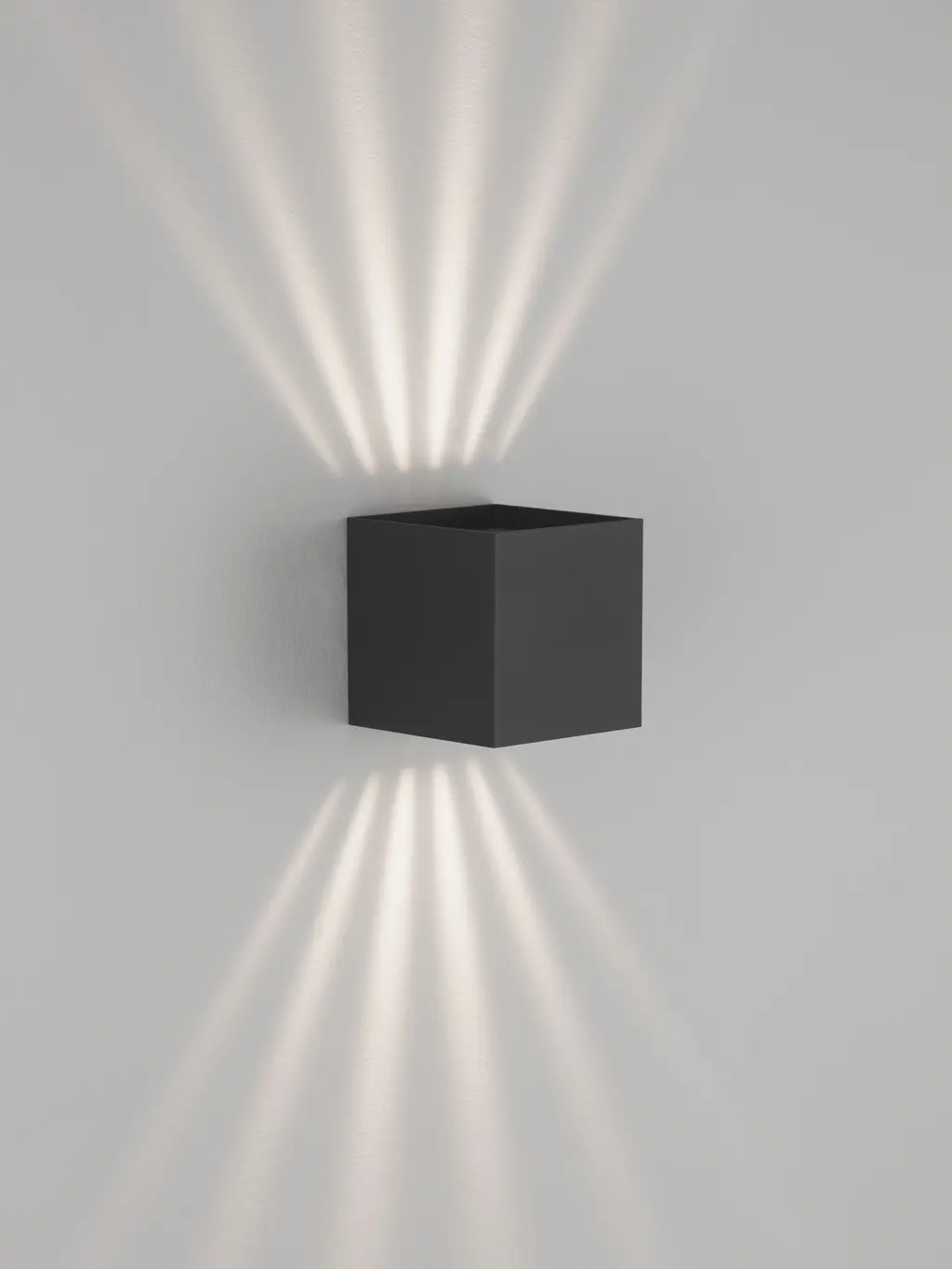 VECTOR — Appliques murales Nova Luce