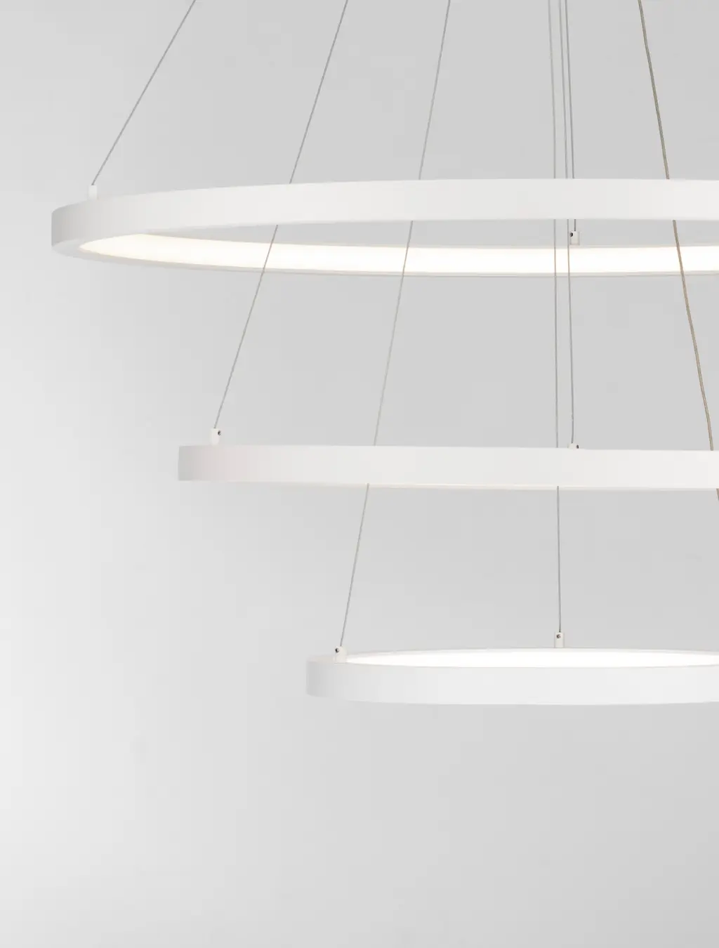 EMPATIA — Suspensions Nova Luce