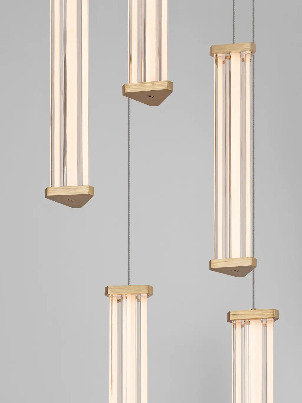 PHEME — Suspensions Nova Luce