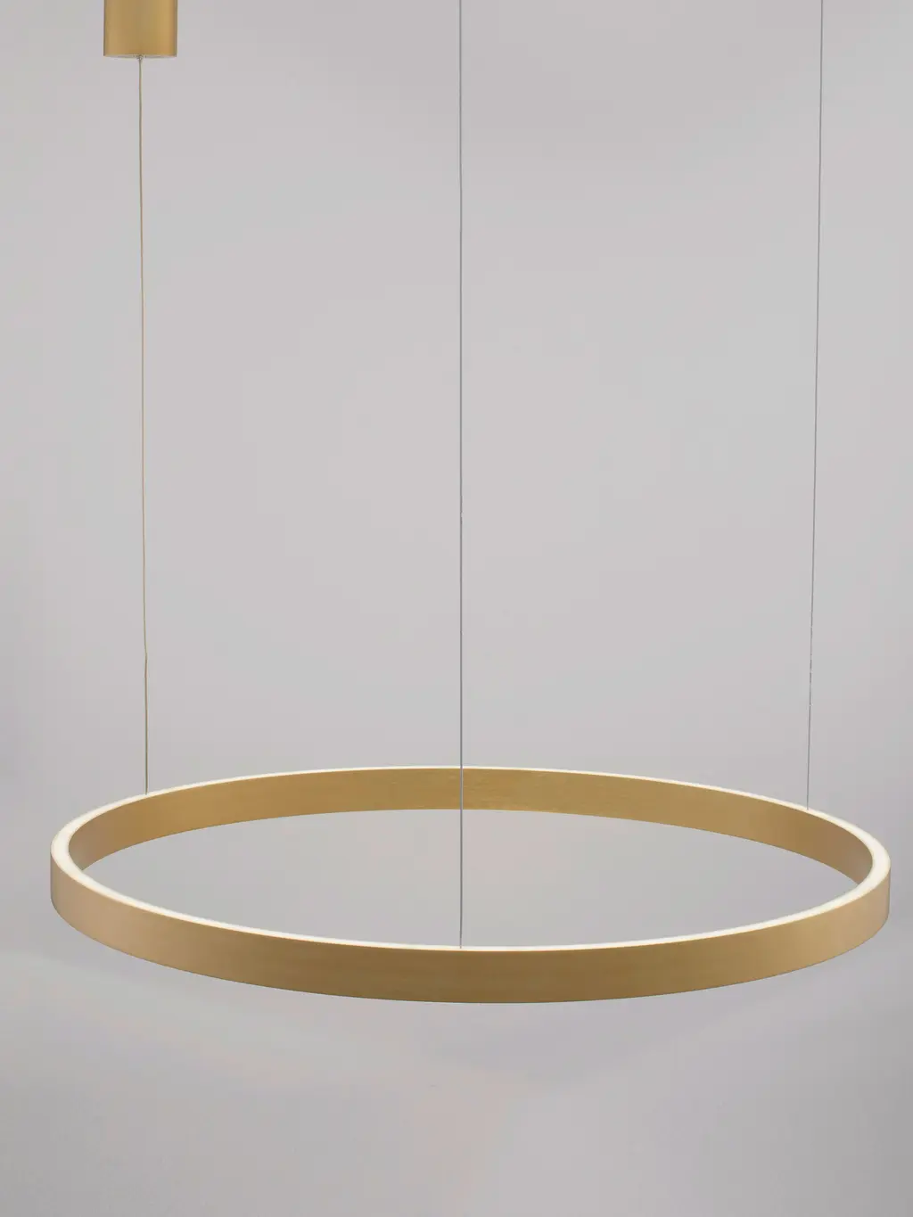 ELOWEN — Suspensions Nova Luce