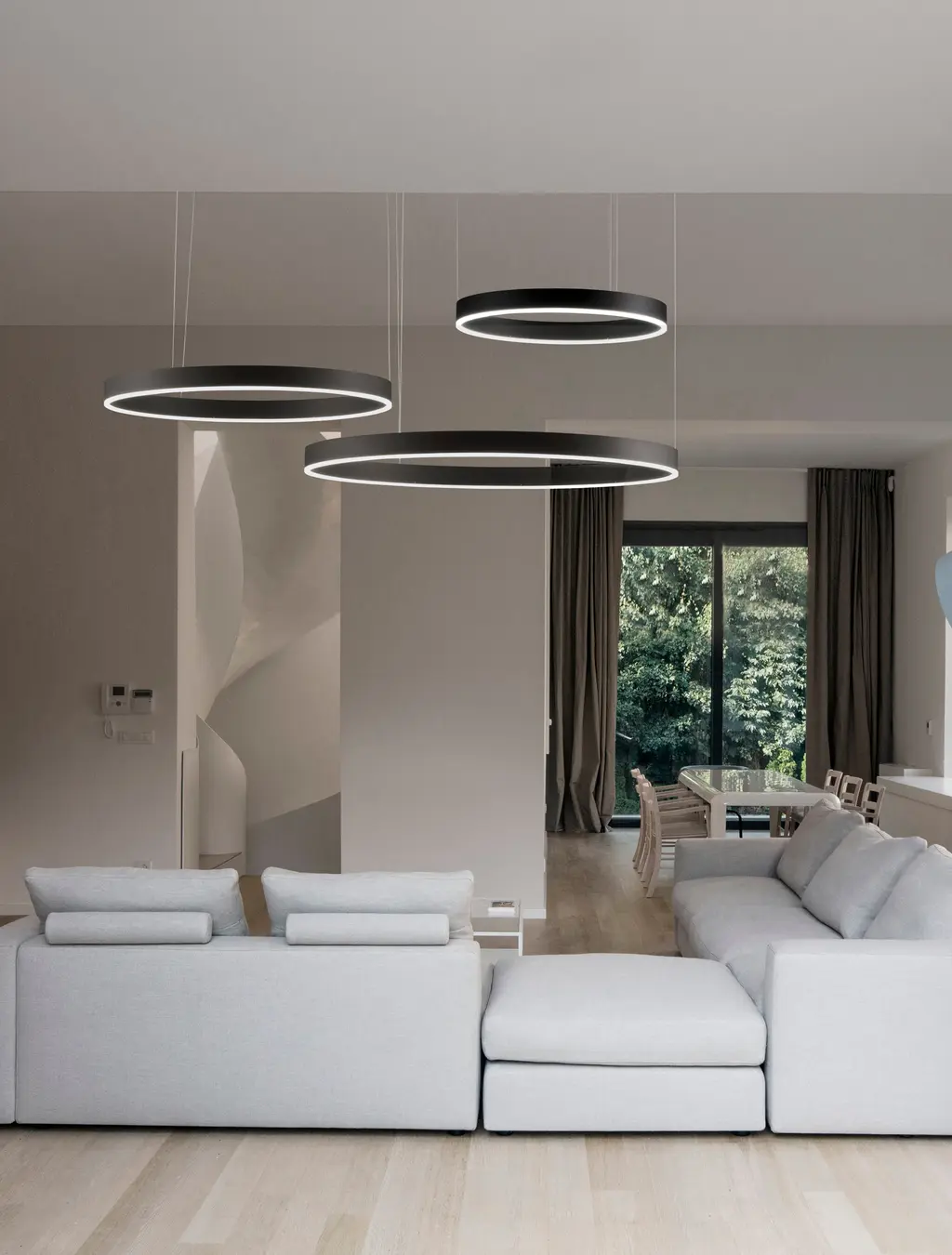 MOTIF — Suspensions Nova Luce