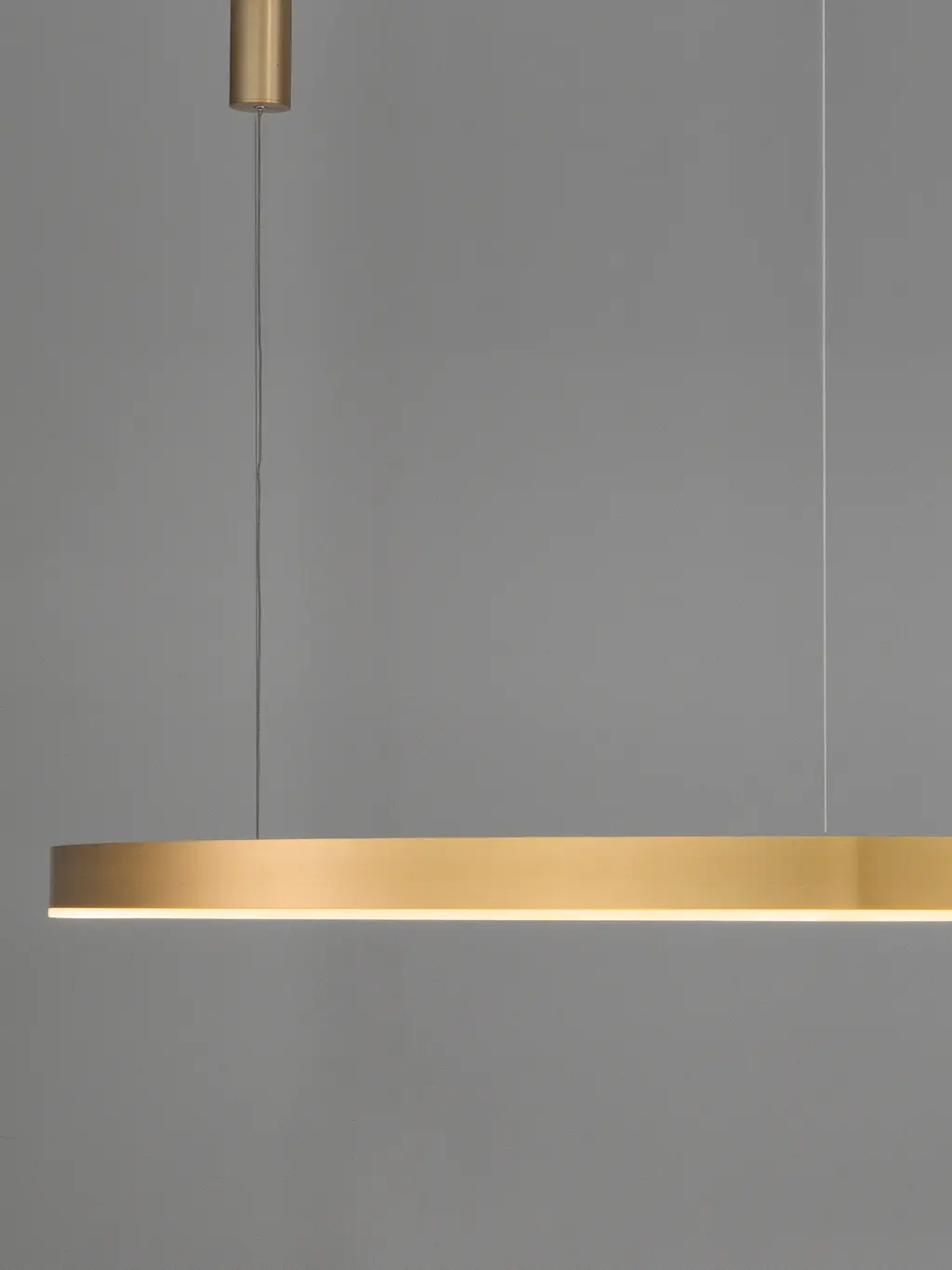 MOTIF — Suspensions Nova Luce