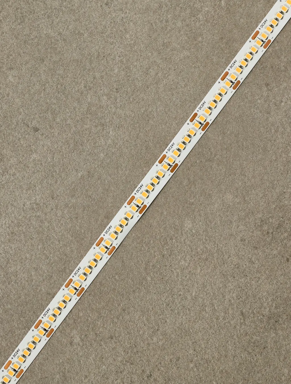 Aktis Plus 30-19.2W-IP20 — Rubans LED Nova Luce