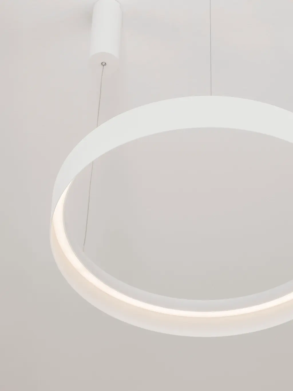 LUMIA — Suspensions Nova Luce