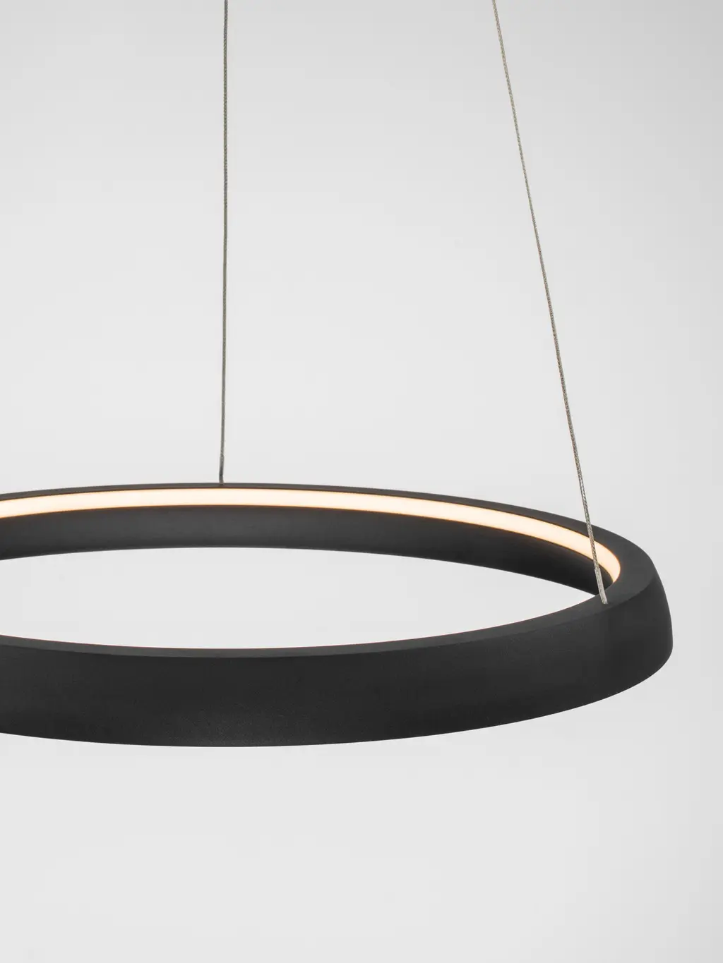 OVIA — Suspensions Nova Luce