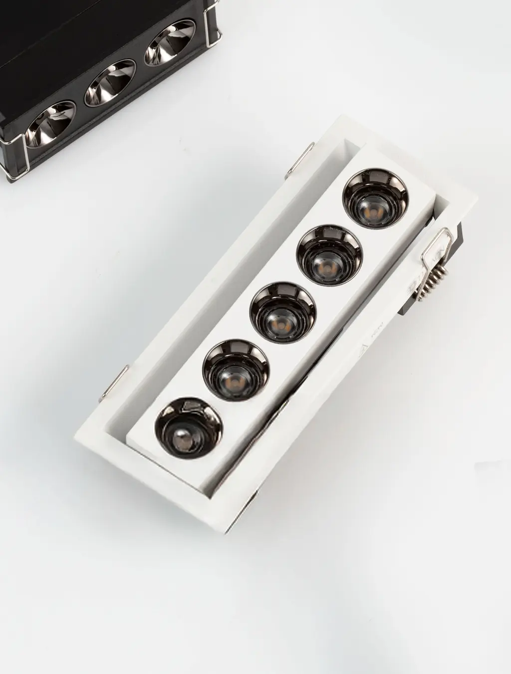 Gono W30-10W-RC-D11-Sq-H4-092 — Spots encastrés Nova Luce